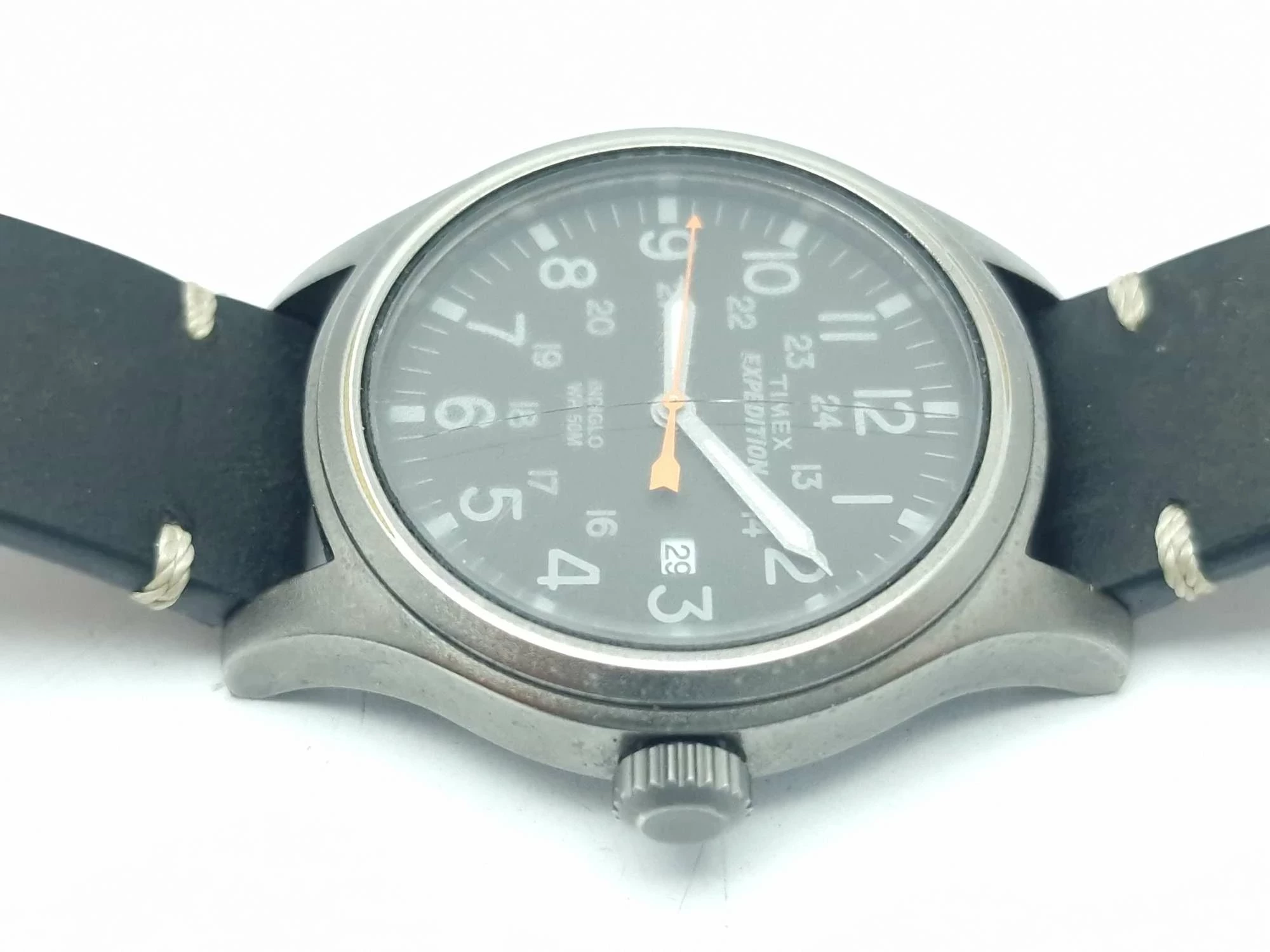 zegarek-meski-timex-expedition-scout-z-podswietleniem-wytrzymaly-tw4b01900-mechanizm-18738-1