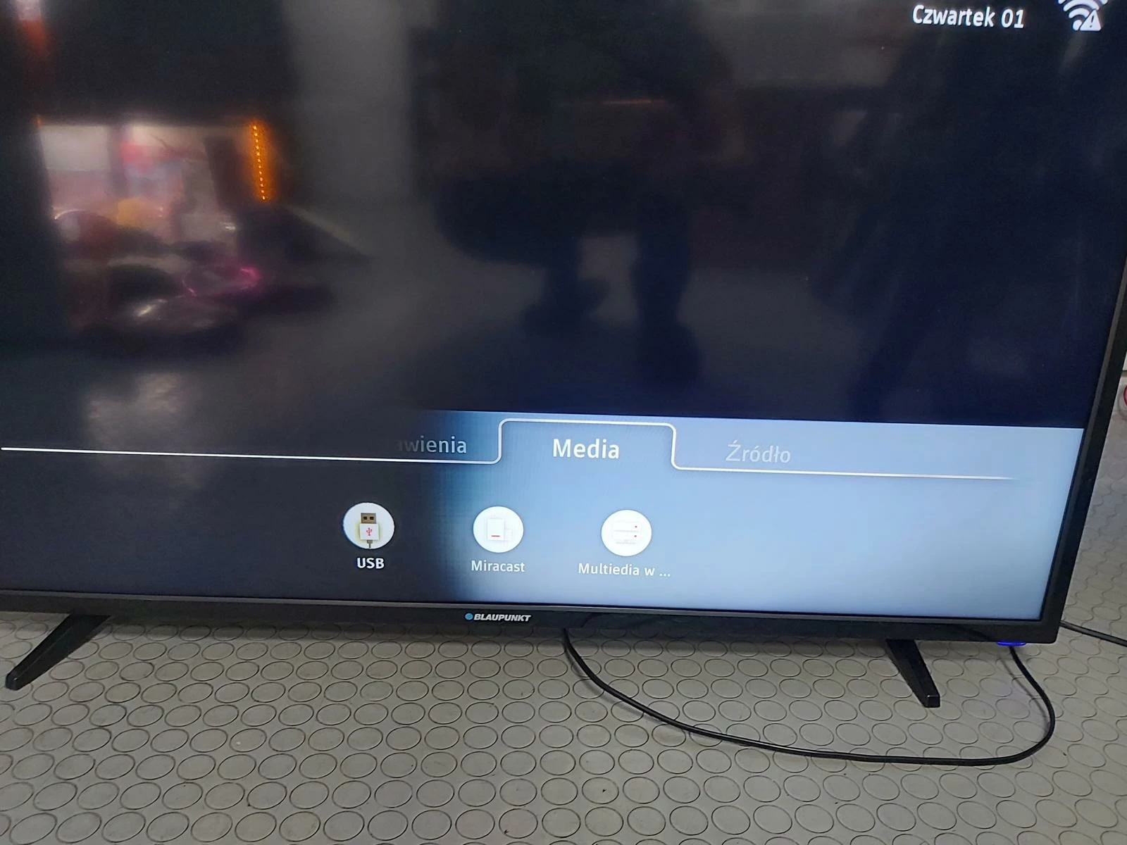 telewizor-blaupunkt-bn40f1372-smart-tv-uszkodzony-opis-format-hd-129294-2