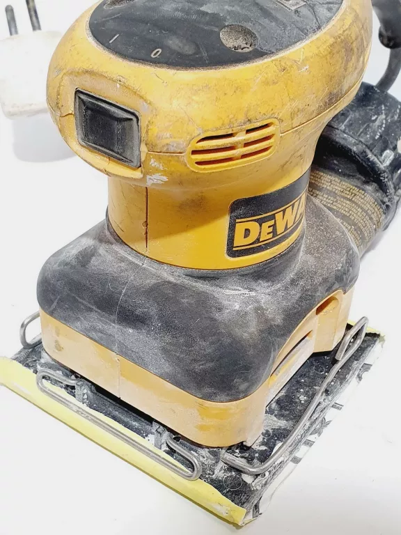 SZLIFIERKA OSCYLACYJNA DEWALT D26441