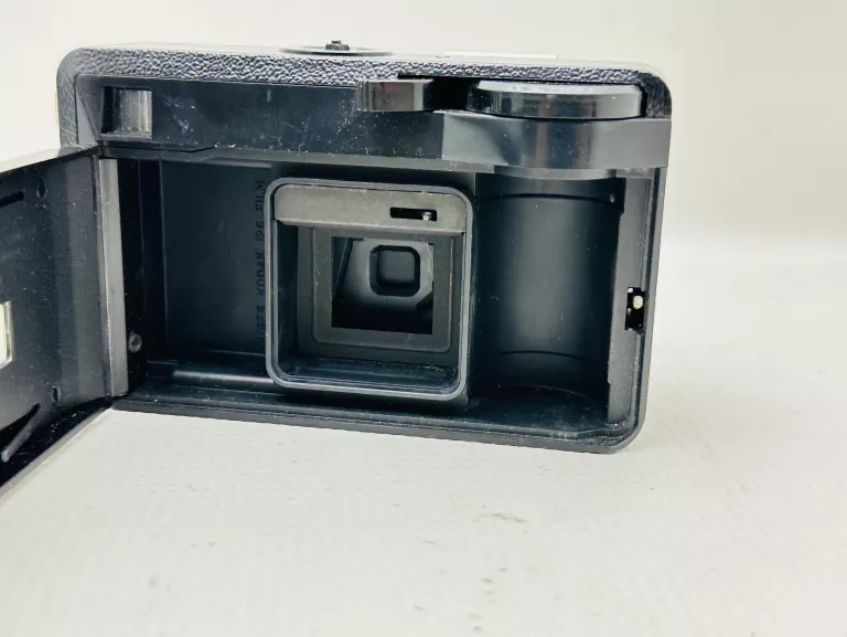 APARAT KODAK INSTAMATIC 56X W POKROWCU