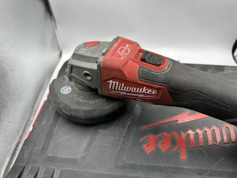 SZLIFIERKA KĄTOWA MILWAUKEE M18 FSAG 125 2023 WALIZKA ŁADOWARKA
