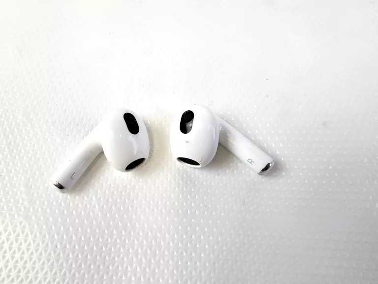 SŁUCHAWKI BT APPLE AIRPODS 3 GEN PUDEŁKO