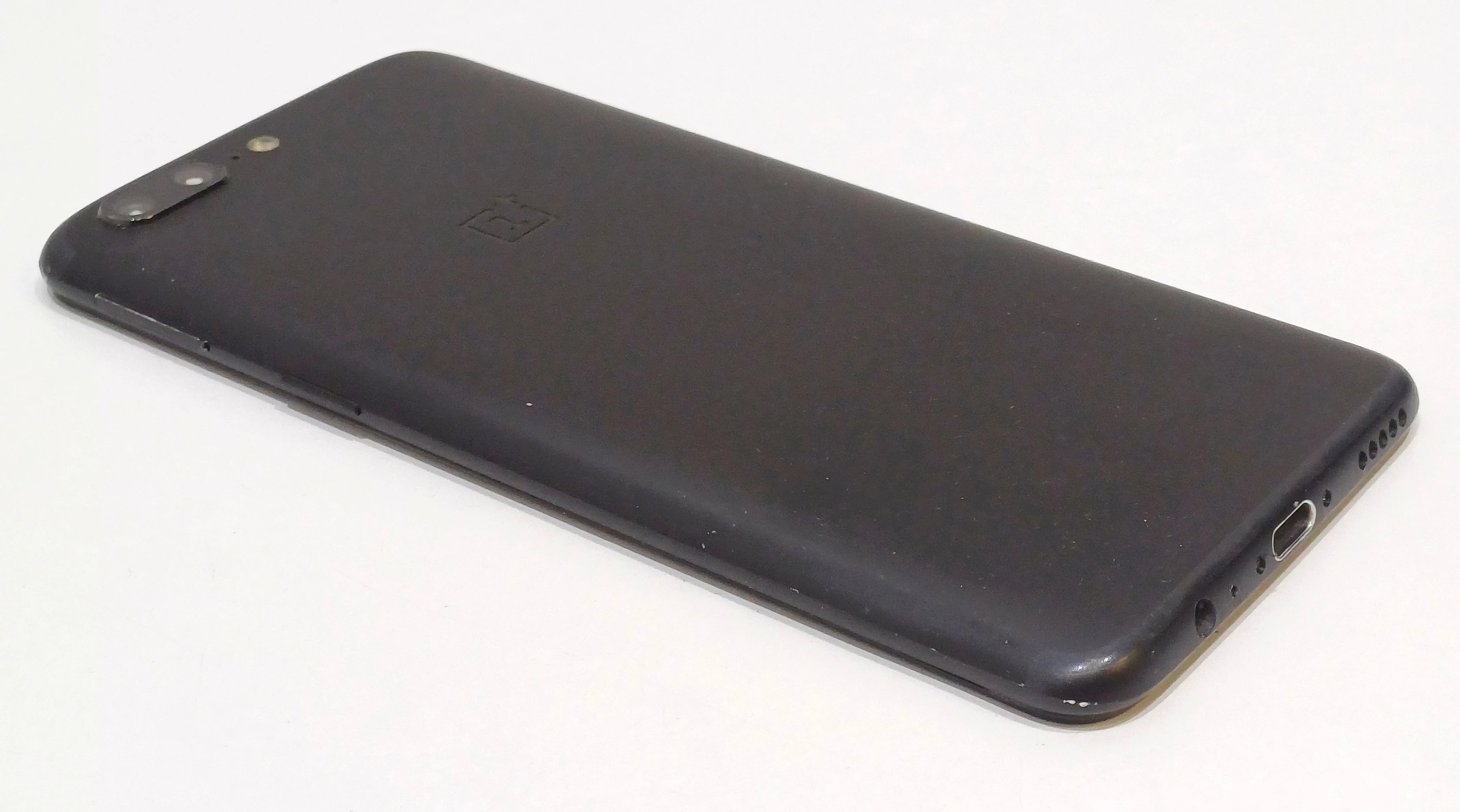 telefon-oneplus-5-8128gb-2sim-kolor-127448-1