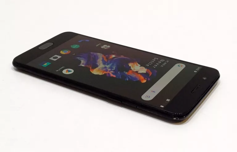 TELEFON ONEPLUS 5 8/128GB 2SIM