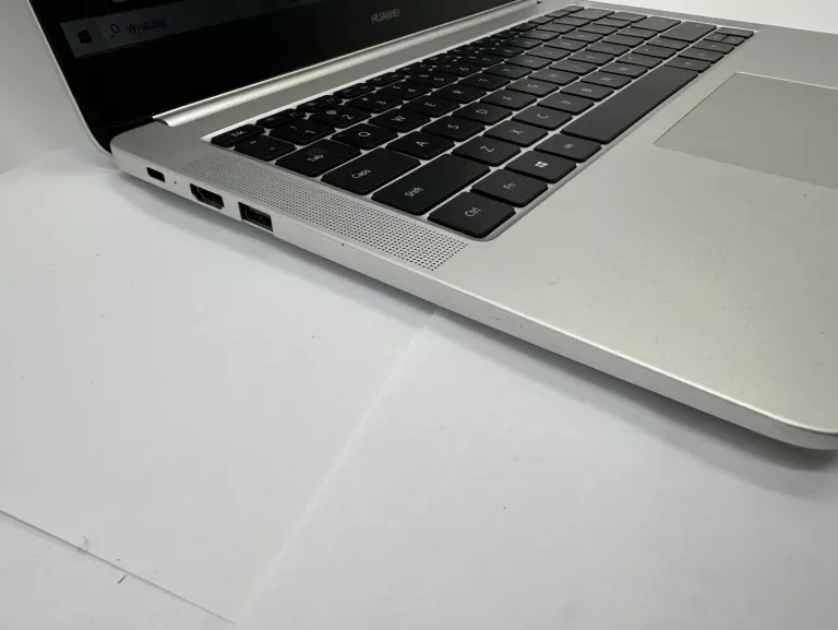 HUAWEI MATEBOOK D RYZEN 5 2500U 8/256GB SSD WINDOWS 10 ZASILACZ