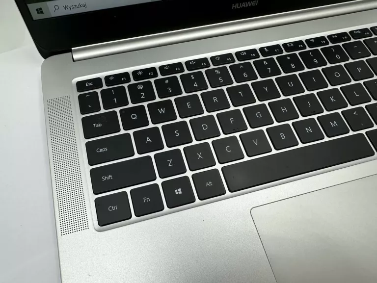 HUAWEI MATEBOOK D RYZEN 5 2500U 8/256GB SSD WINDOWS 10 ZASILACZ
