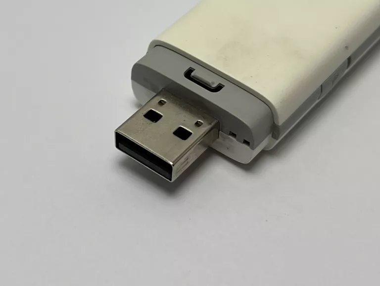 MODEM USB ZTE MF823