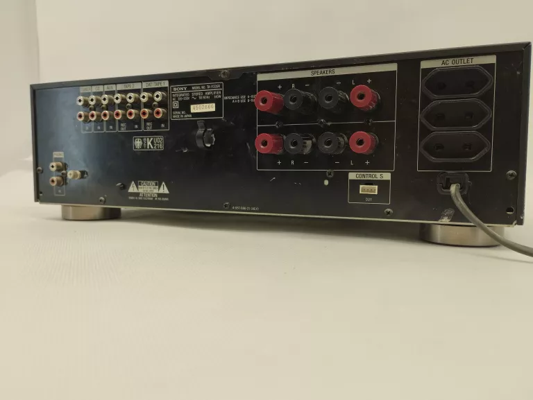 WZMACNIACZ SONY F335R
