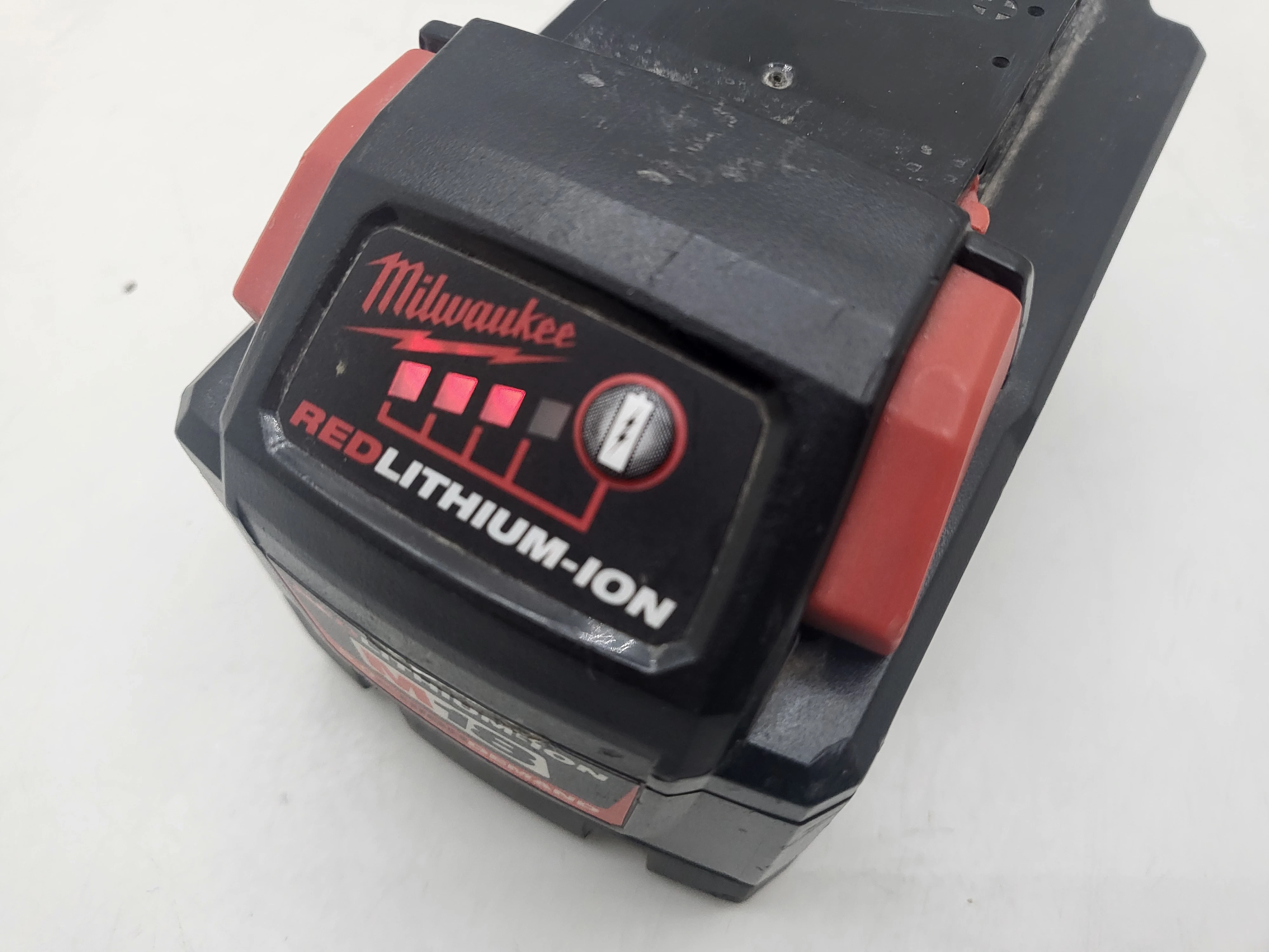 akumulator-milwaukee-m18-9ah-m18b9-opis-ean-gtin-4002395381449