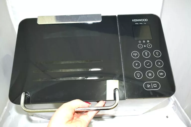 WYPIEKACZ DO CHLEBA KENWOOD BM450