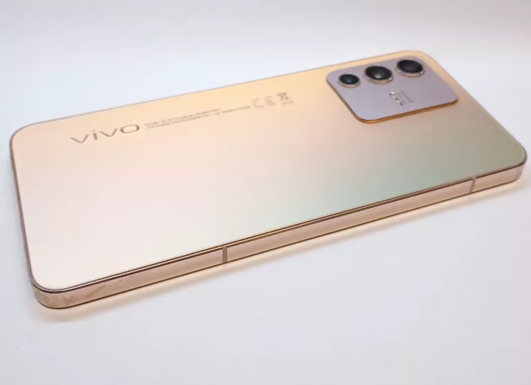 TELEFON  VIVO V23