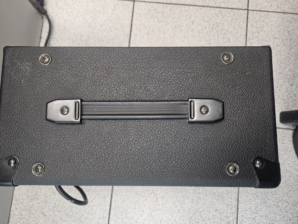 wzmacniacz-gitarowy-piecyk-clifton-m-20b-kod-producenta-mighty-20bt-mkii