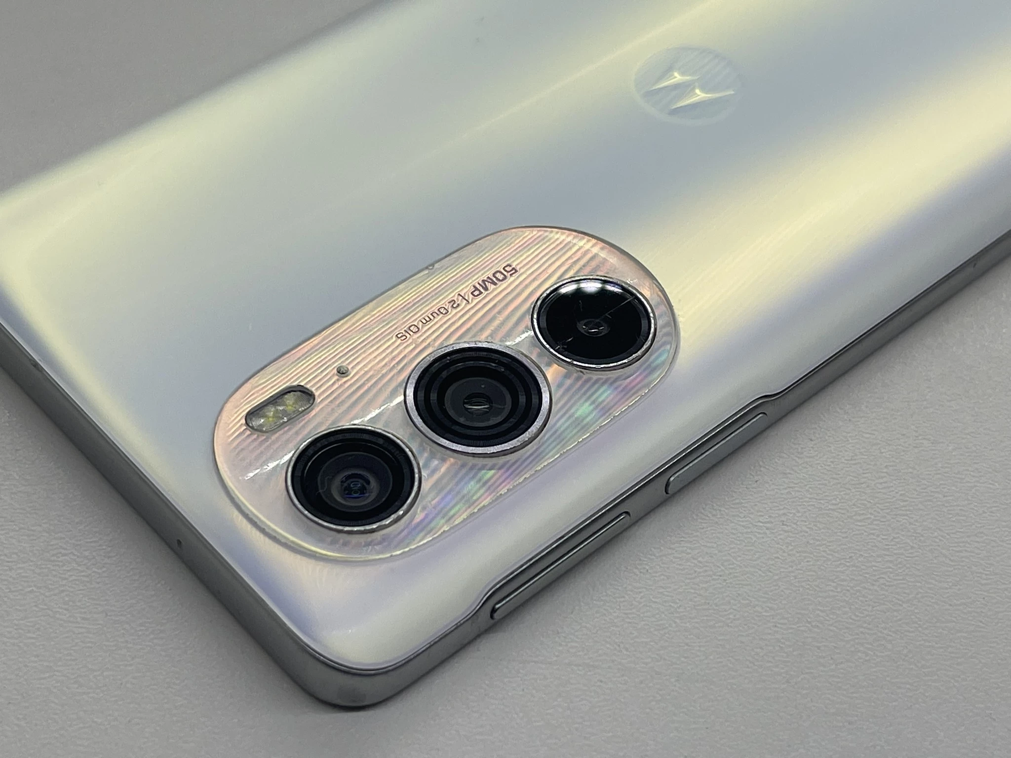 motorola-edge-30-pro-25612gb-pud-stan-11323-2