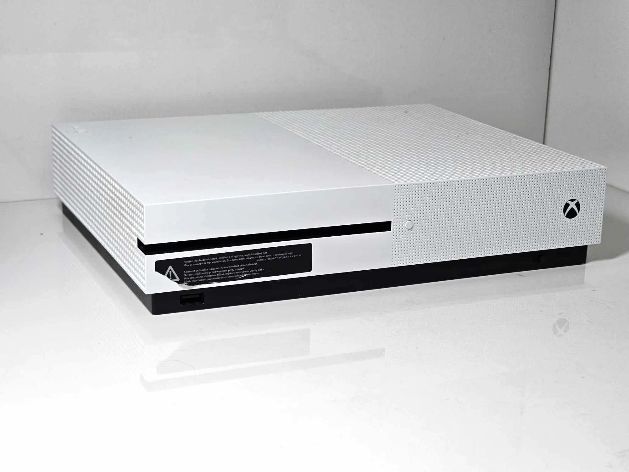 konsola-xbox-one-s-gta-san-andreas-ean-gtin-0661647750446