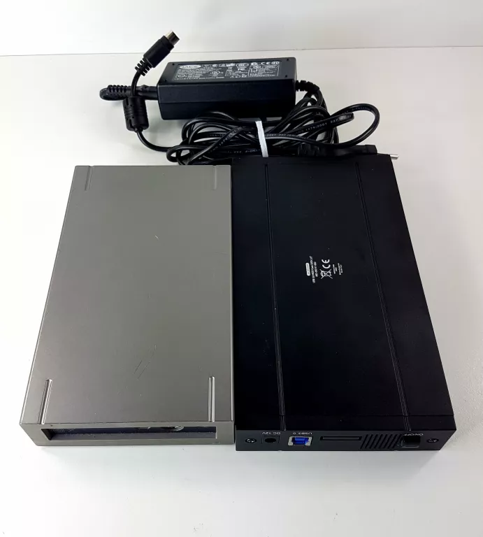 KIESZEN DYSKU SITECOM - MD-393-NERO + DYSK 1TB