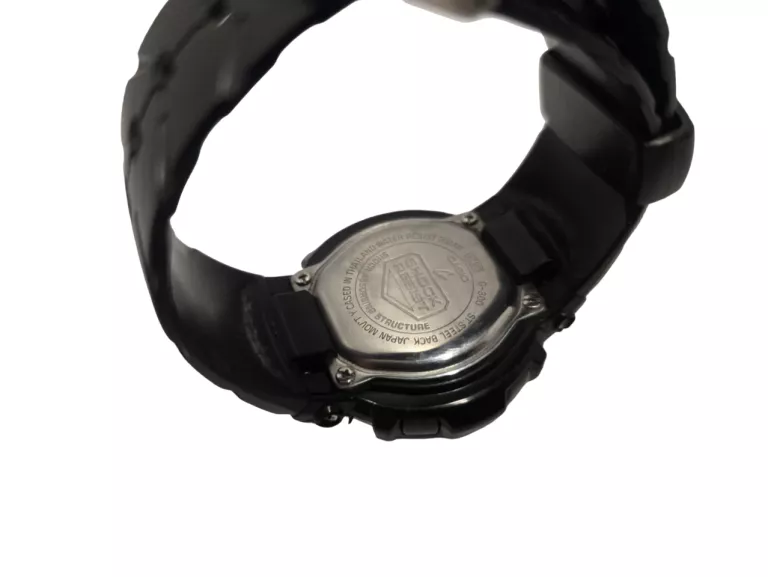 ZEGAREK CASIO G-SHOCK G-300