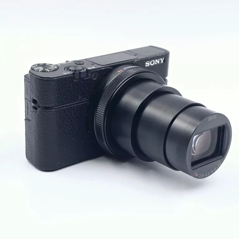 APARAT SONY DSC-RX100 VI M6 + 3 BATERIE + UCHWYT VCT-SGR1 + POKROWIEC SONY