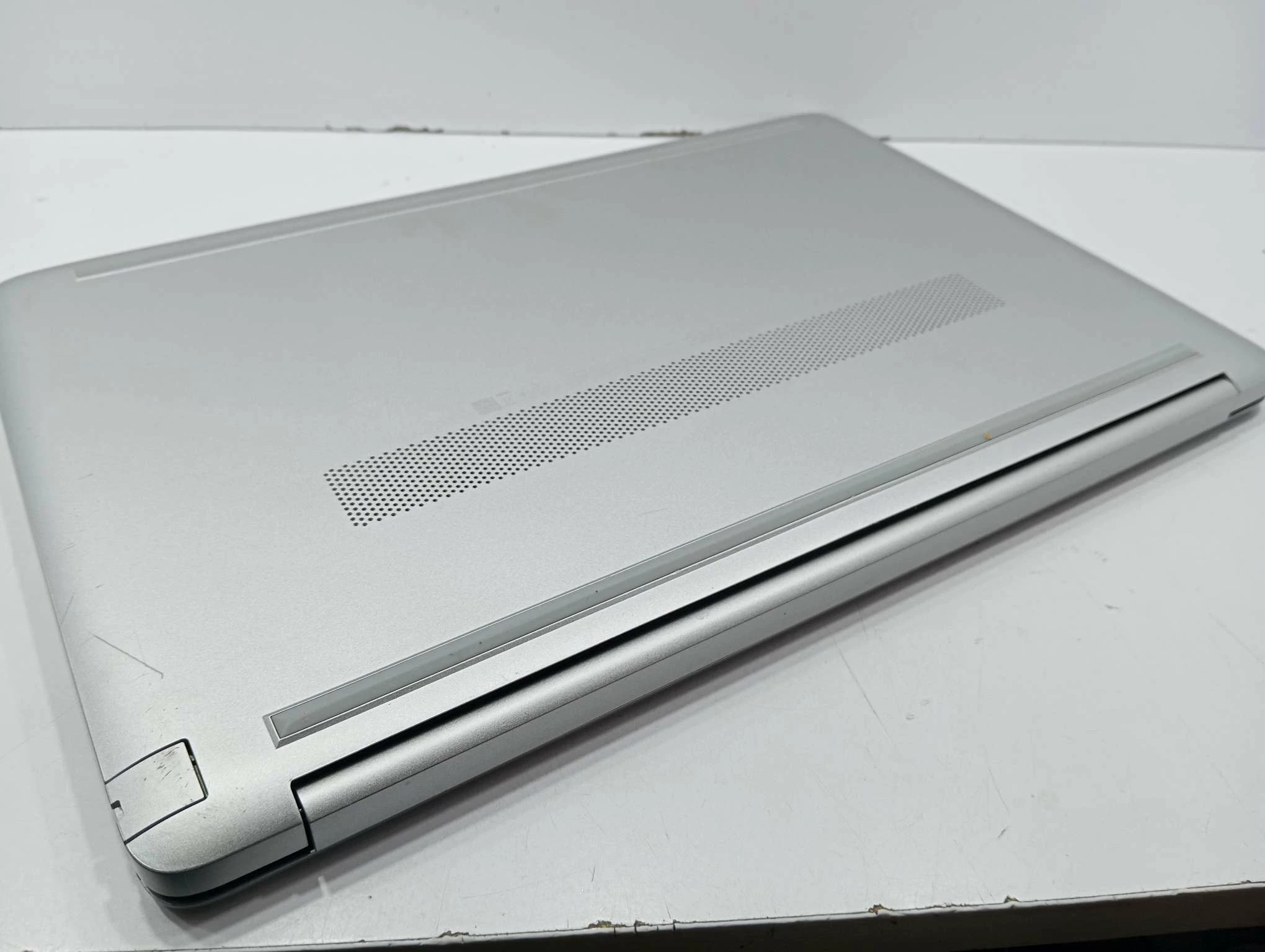 laptop-hp-15-dw3113nw-i5ram-8gbssd-512gbwin-11-ean-gtin-196337398290