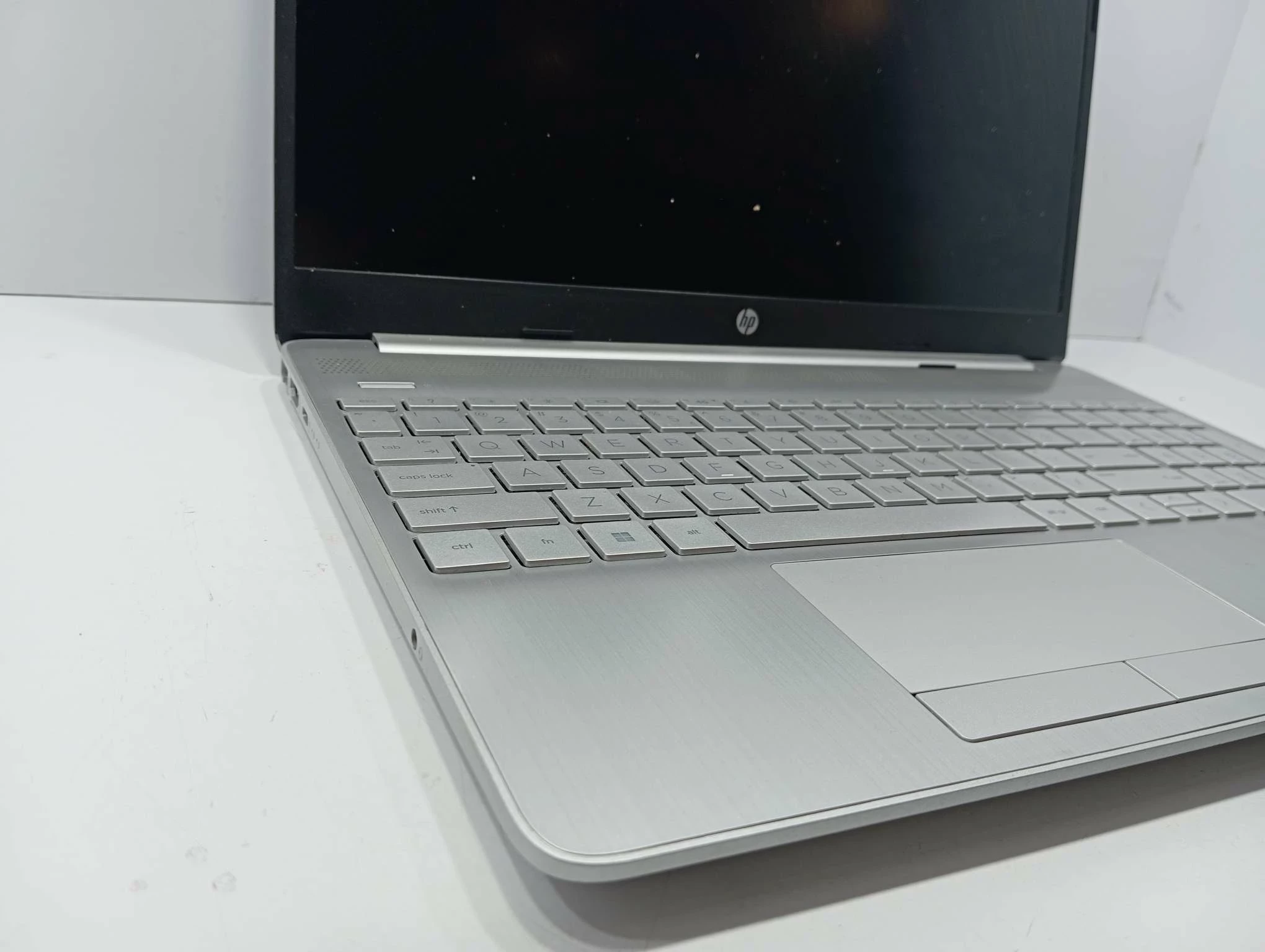 laptop-hp-15-dw3113nw-i5ram-8gbssd-512gbwin-11-stan-11323-2