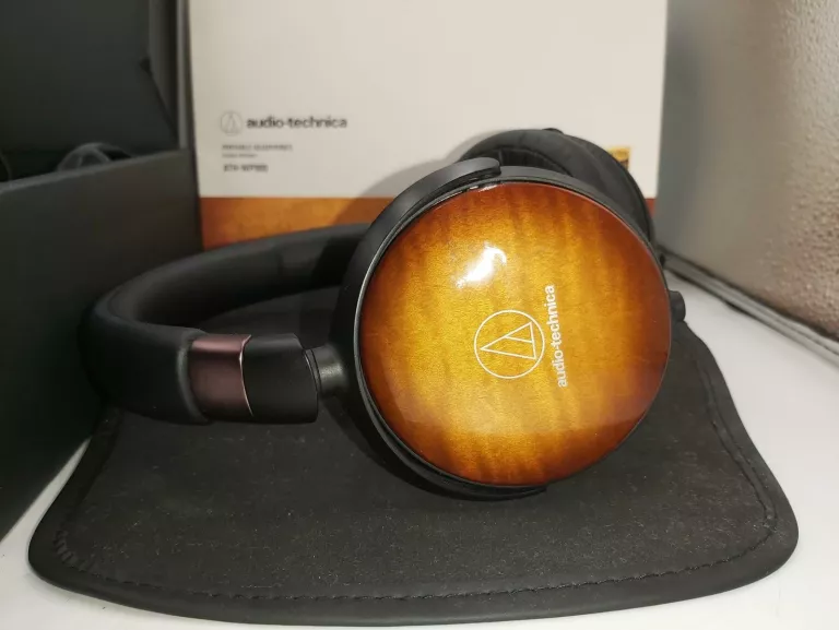 SŁUCHAWKI NAUSZNE AUDIO-TECHNICA ATH-WP900 PUDEŁKO KOMPLET