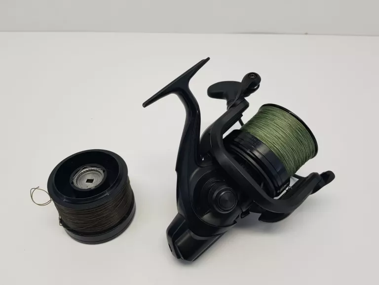 kolowrotek-daiwa-emblem-35-scw-5000-ld-qd-model-emblem