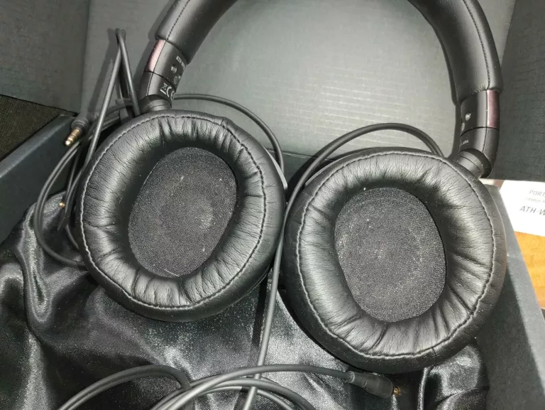 SŁUCHAWKI NAUSZNE AUDIO-TECHNICA ATH-WP900 PUDEŁKO KOMPLET
