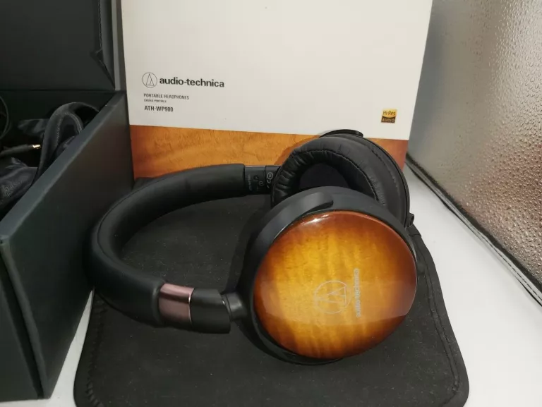 SŁUCHAWKI NAUSZNE AUDIO-TECHNICA ATH-WP900 PUDEŁKO KOMPLET