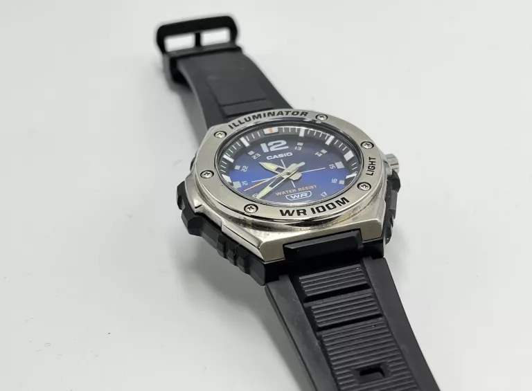 ZEGAREK MĘSKI NARĘCZNY CASIO MWA-100H DUŻA NIEBIESKA TARCZA
