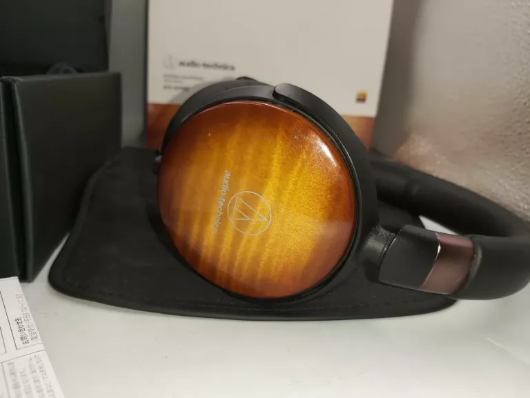 SŁUCHAWKI NAUSZNE AUDIO-TECHNICA ATH-WP900 PUDEŁKO KOMPLET
