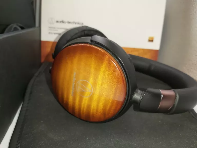 SŁUCHAWKI NAUSZNE AUDIO-TECHNICA ATH-WP900 PUDEŁKO KOMPLET