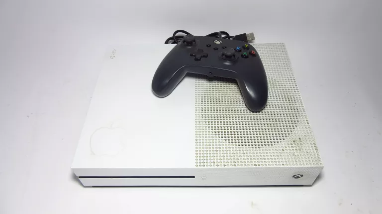 KONSOLA XBOX ONE S 1TB + PAD