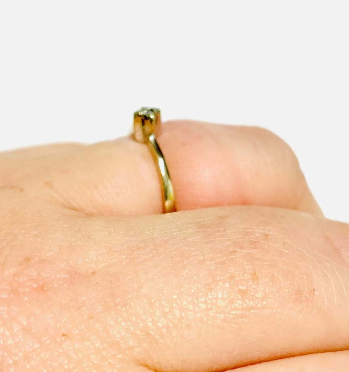 piersciomnek585147g-14q-material-15835-2