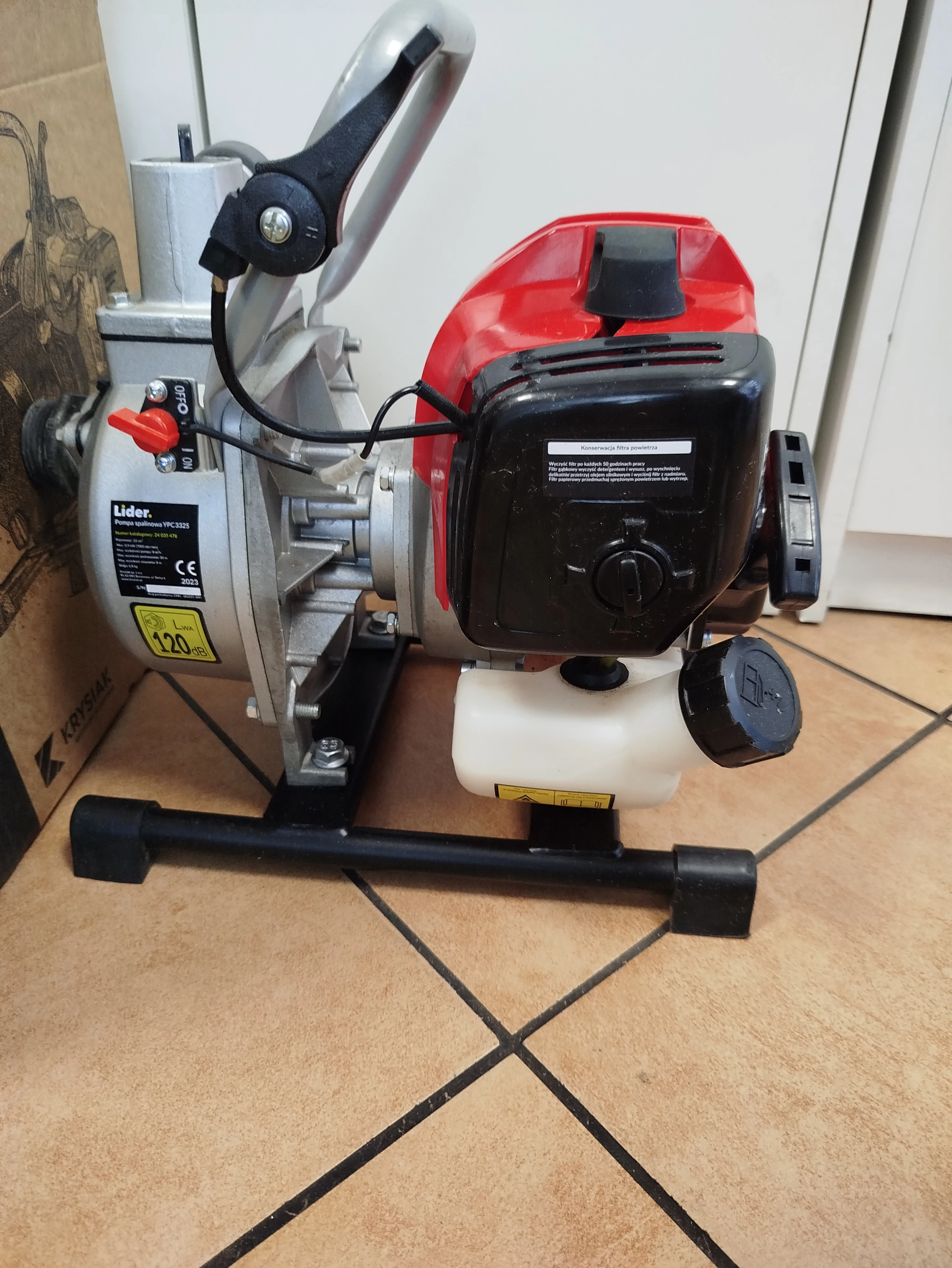 pompa-spalinowa-ypc3325-karton-stan-11323-238058