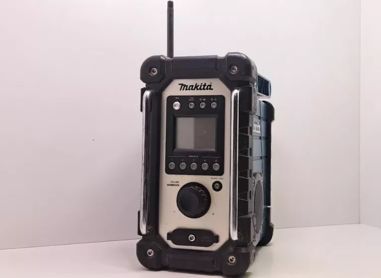RADIO BUDOWLANE MAKITA DMR107