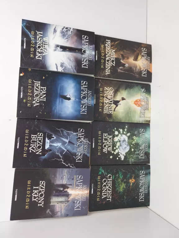 WIEDŹMIN KSIĄŻKI SAGA KSIĄŻEK