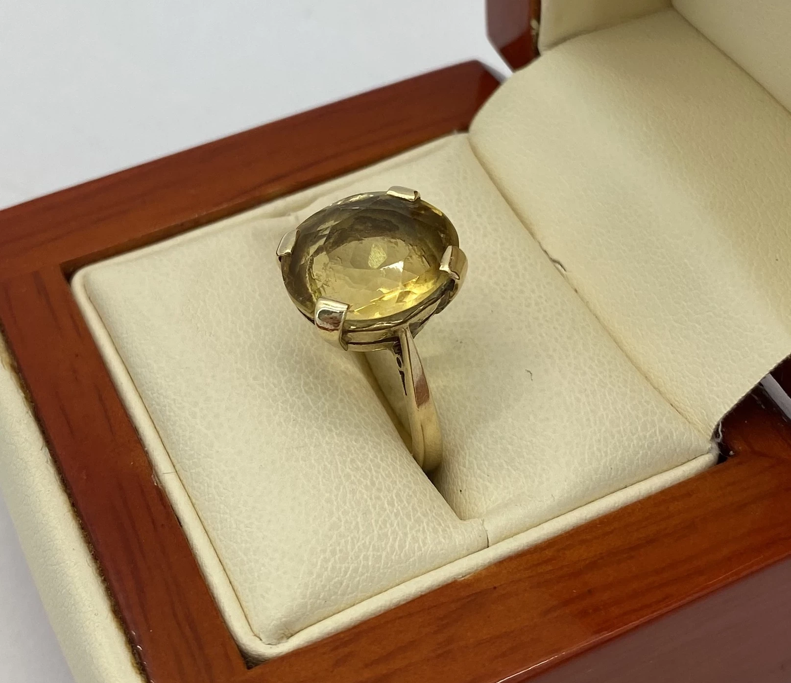 zloty-375-pierscionek-413g-r11-stan-11323-2