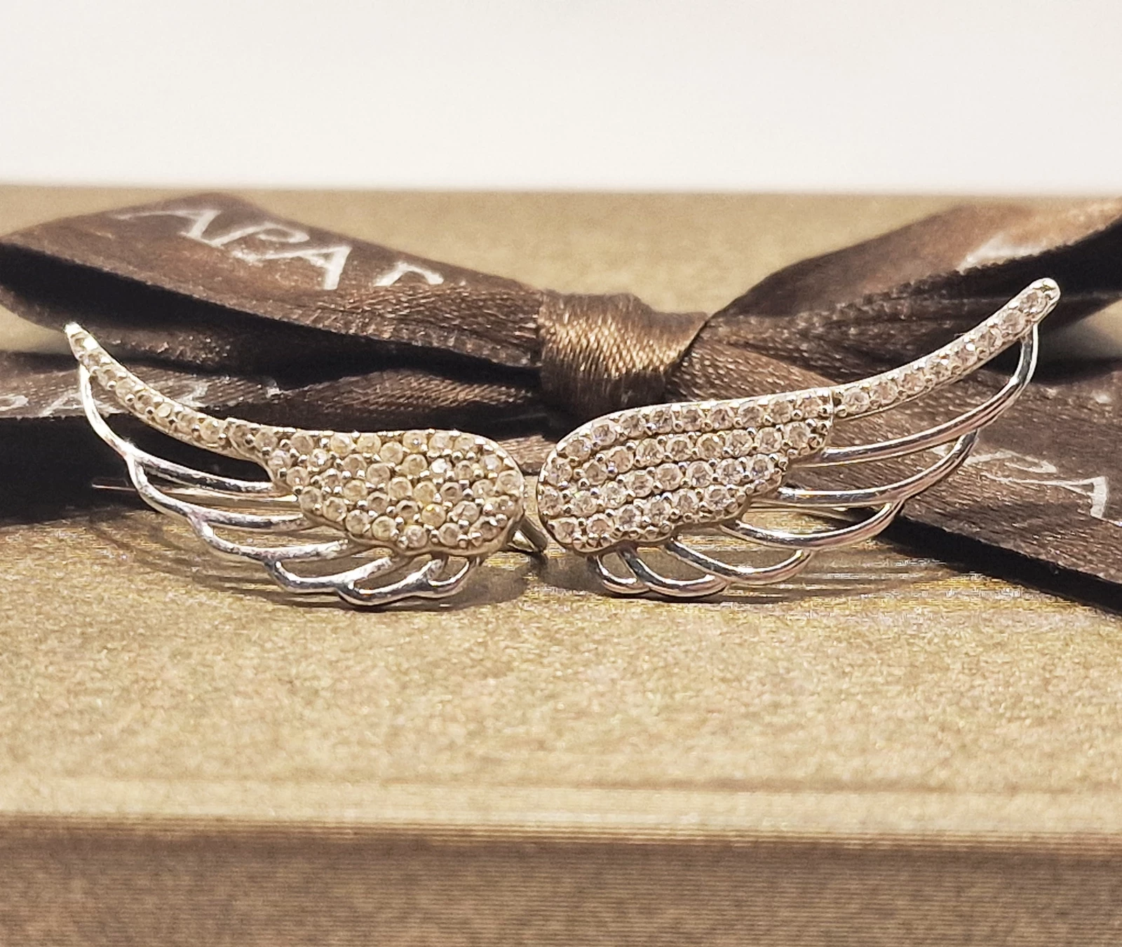 zlote-kolczyki-apart-biale-zloto-204g-333-z-cyrkoniami-rodzaj-2205-16