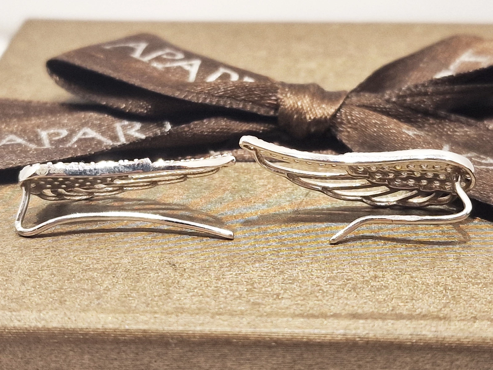 zlote-kolczyki-apart-biale-zloto-204g-333-z-cyrkoniami-stan-11323-2