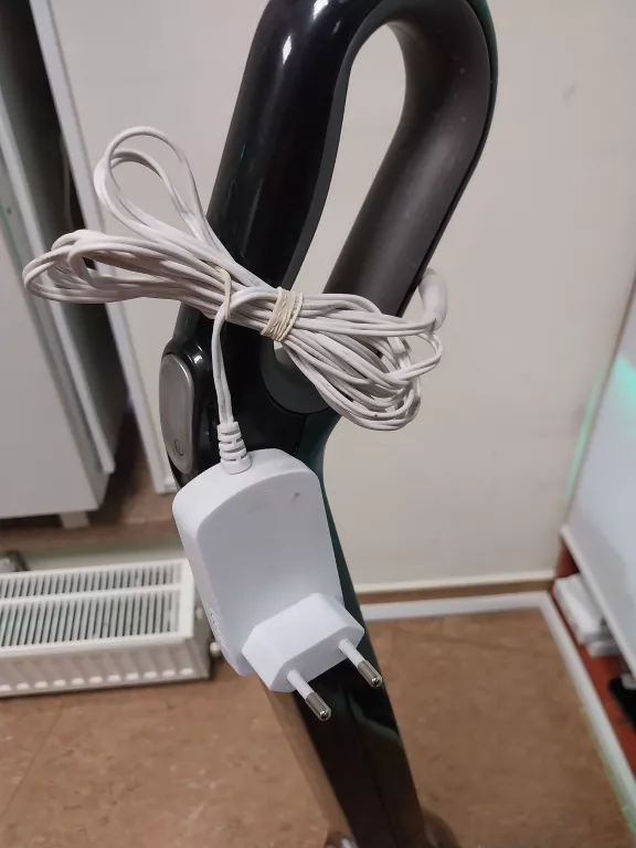 ODKURZACZ PIONOWY ELEKTRYCZNY ROWENTA AIR FORCE 24V