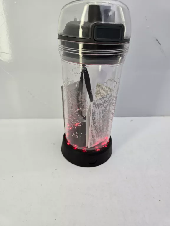 BUTELKA BIDON TEDI LED ŚWIECI NA RÓŻNE KOLORY 414 ML