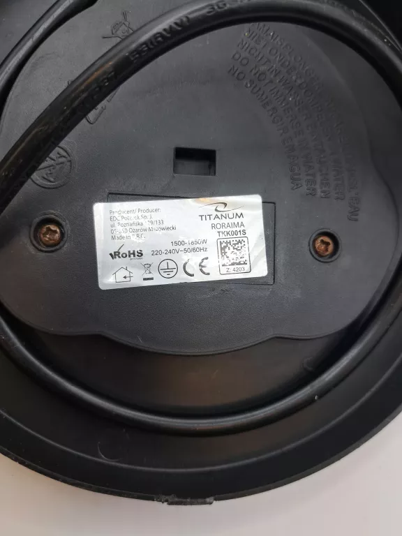 CZAJNIK ELEKTRYCZNY TITANUM TKK001S