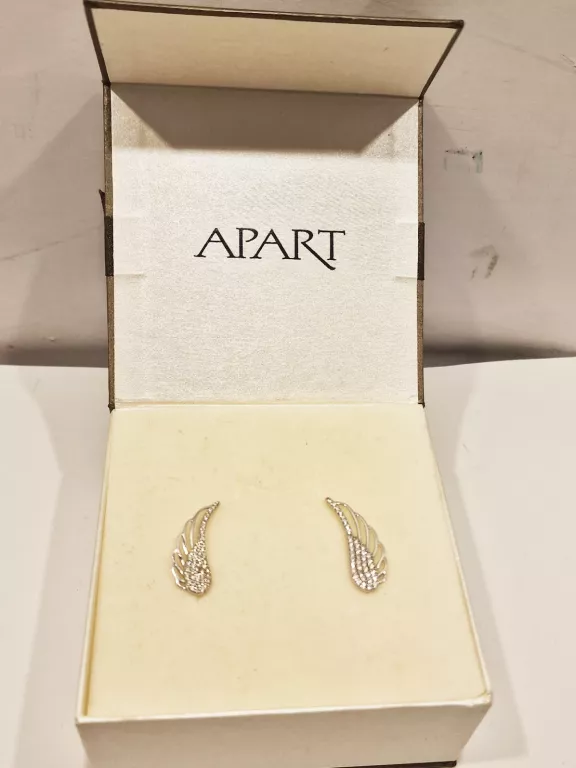 zlote-kolczyki-apart-biale-zloto-204g-333-z-cyrkoniami-obroncow-pokoju-3-gubin