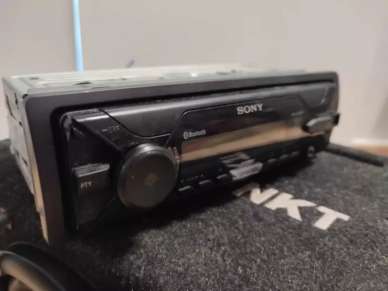 TUBA SAMOCHODOWA BLAUPUNKT GTB 8200 A RADIO SAMOCHODOWE SONY DSX-A410BT