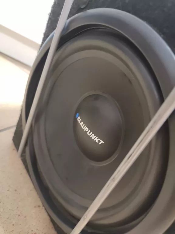 TUBA SAMOCHODOWA BLAUPUNKT GTB 8200 A RADIO SAMOCHODOWE SONY DSX-A410BT
