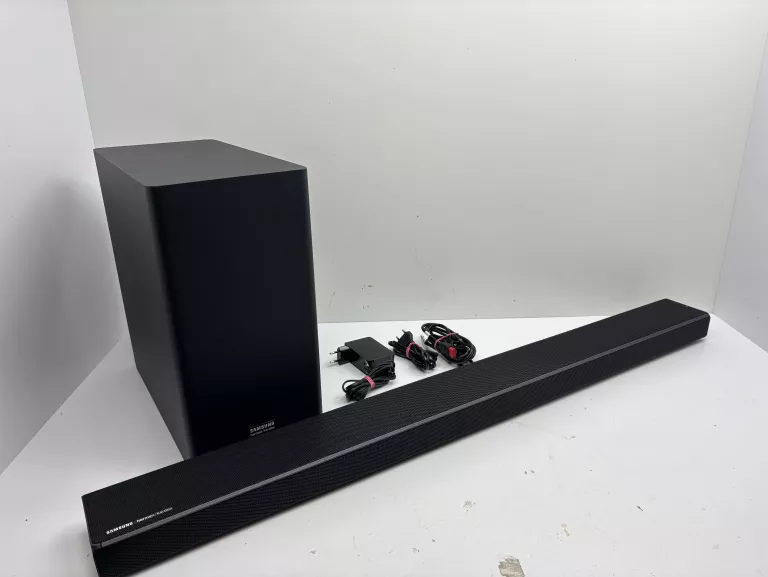 SOUNDBAR 2.1 SAMSUNG HARMAN/ KARDON HW-Q70R