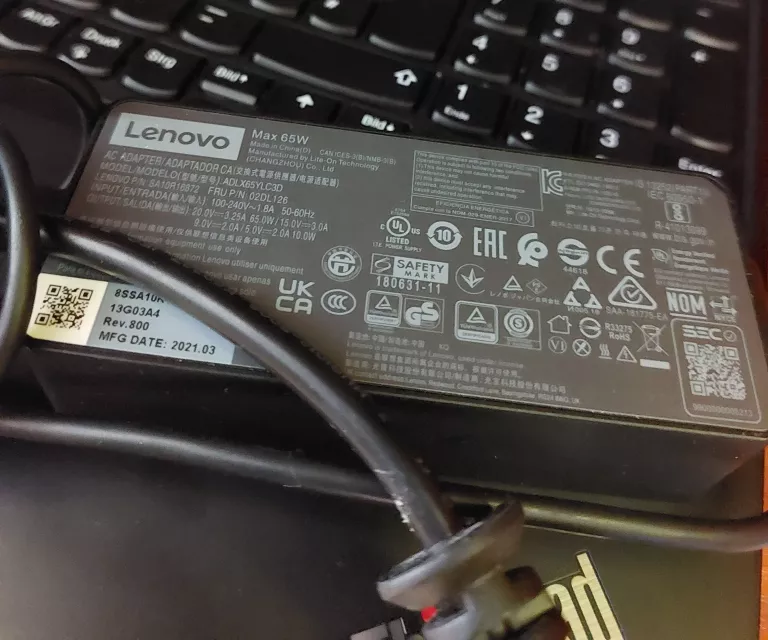 LAPTOP LENOVO THINKPAD L15 1GEN RYZEN 7 PRO / 1TB / 12GB / W11PRO