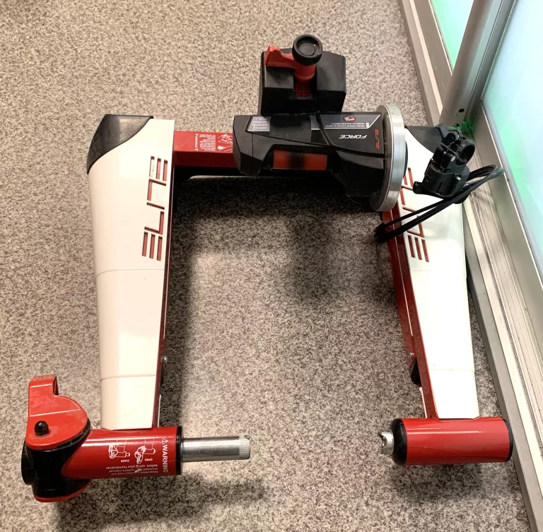 TRENAŻER ROWEROWY ELITE NOVO FORCE 8