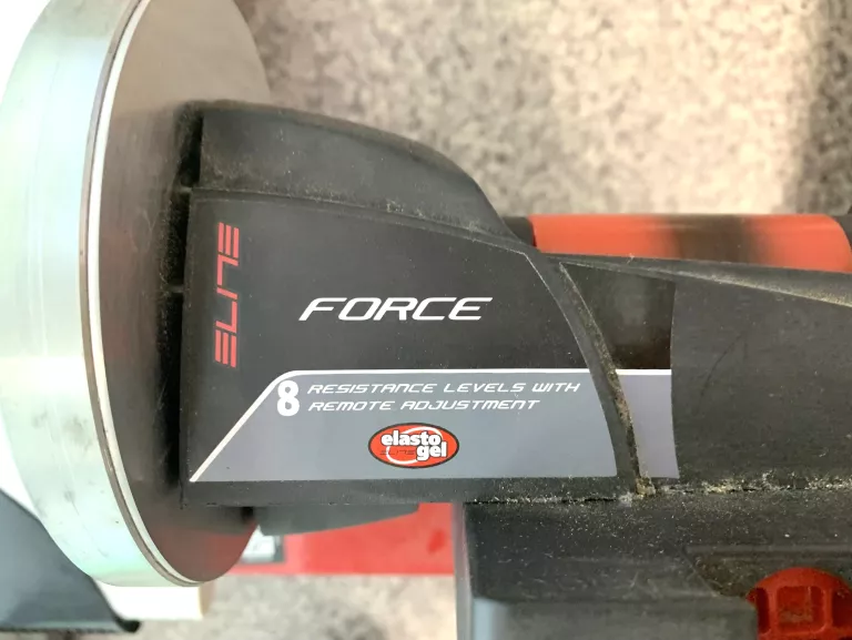 TRENAŻER ROWEROWY ELITE NOVO FORCE 8
