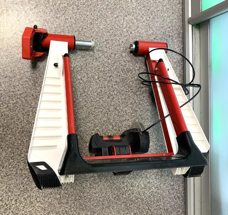 TRENAŻER ROWEROWY ELITE NOVO FORCE 8