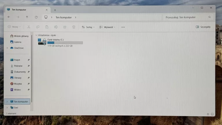 LAPTOP LENOVO LEGION / I7-7700 HQ / 8 GB RAM / GTX 1050 / SSD 240 GB